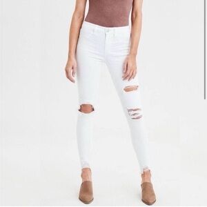 American Eagle Outfitters high waisted White Skinny distressed Jegging size 2